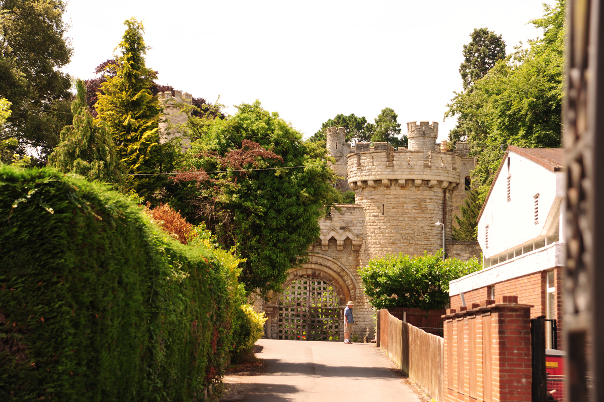 Live-in care in Devizes